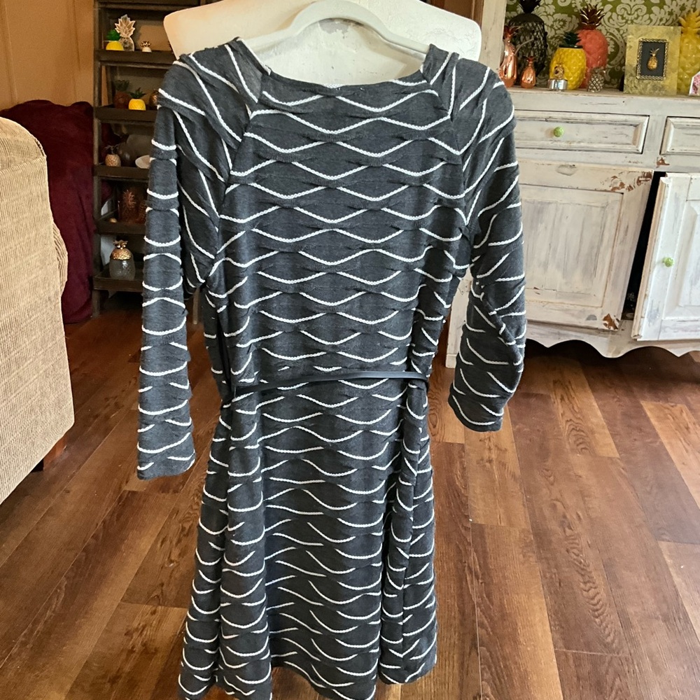 Beige by eci  size 12 dress - Picture 2 of 6